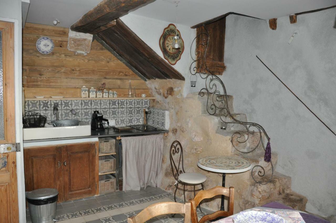 Esprit Brocante Gite Classe Saint Jeannet Bagian luar foto